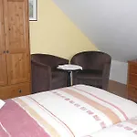 Frühstückspension Le Bernister Parking Prive 3*