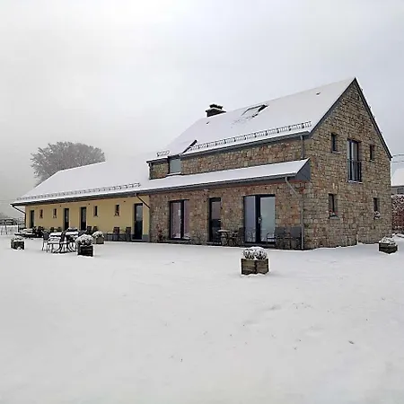 Le Bernister Parking Prive B&B 3*