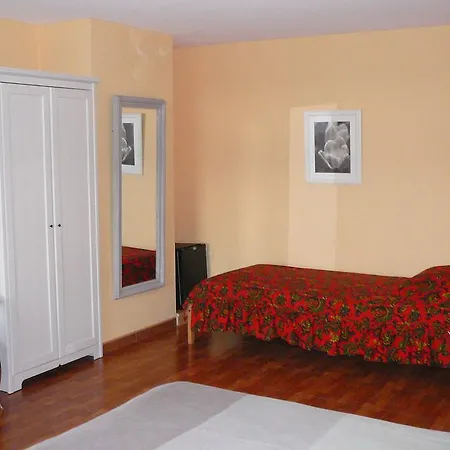 Bed & Breakfast Le Bernister Parking Prive 3*
