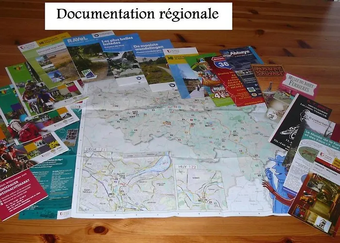 فندق مبيت وإفطار Le Bernister Parking Prive 3*